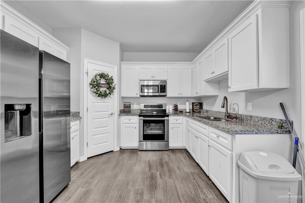 Photo 5 of 938 Arroyo Circle