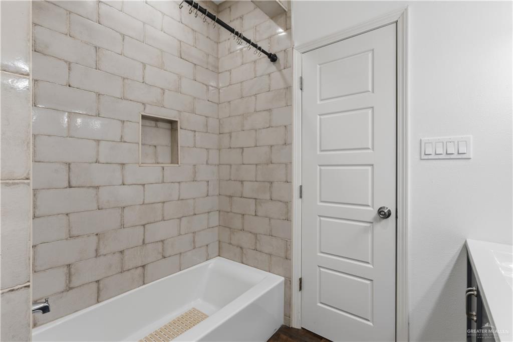 Photo 14 of 2833 Melanie Drive