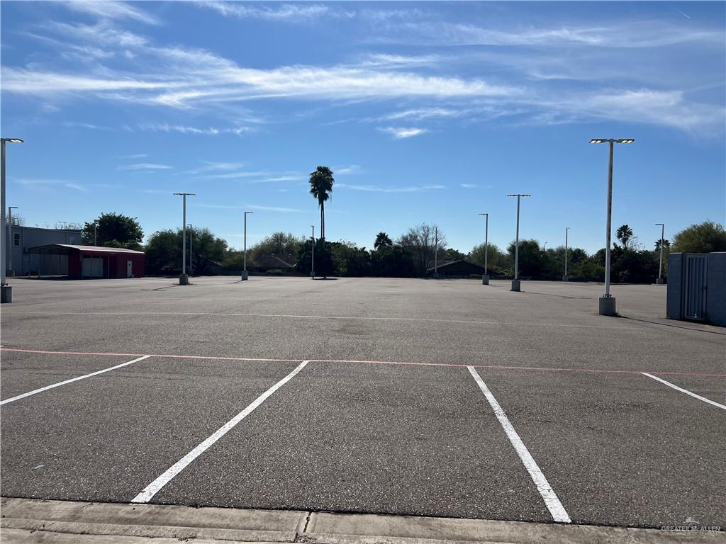 Photo 13 of 1140 Alton Gloor Boulevard