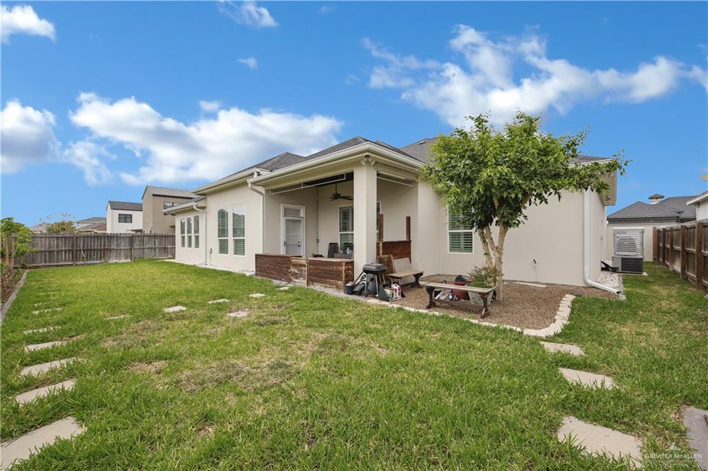 Photo 20 of 2408 Holland Avenue