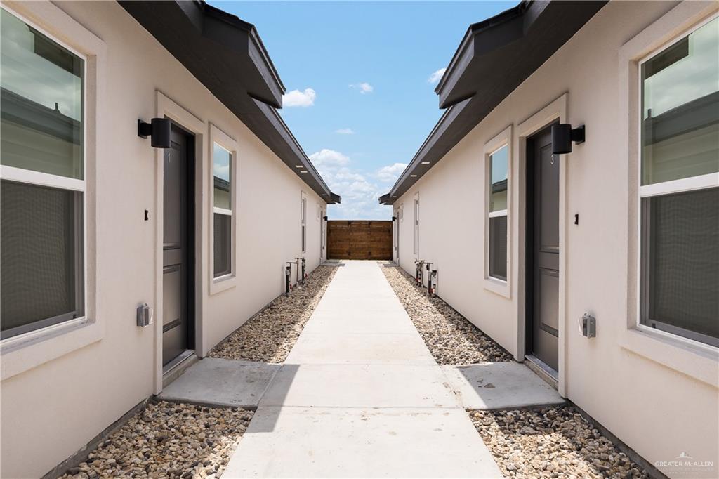 Photo 3 of 713 Coves Lane #1