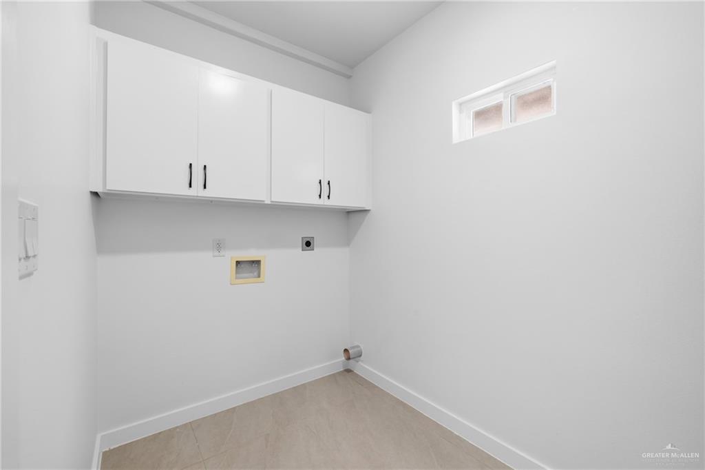 Photo 14 of 6317 Lancelot Drive