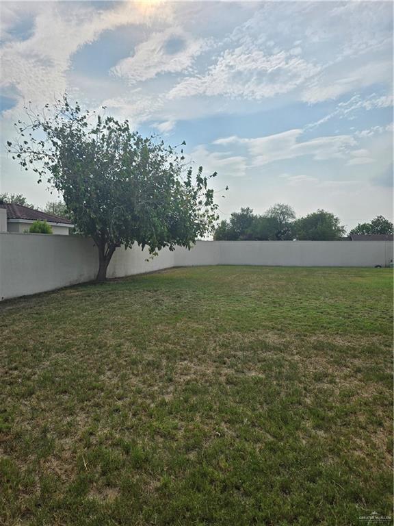 Photo 2 of 3416 M Street