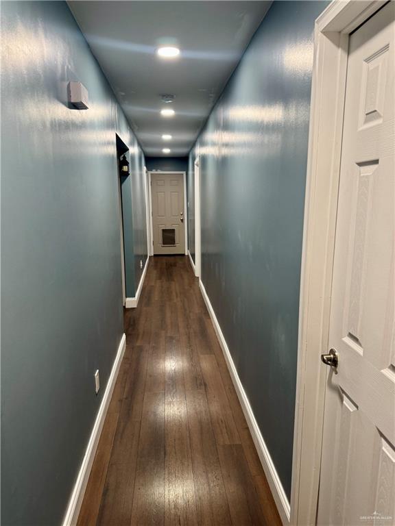 Photo 6 of 206 Salazar Street