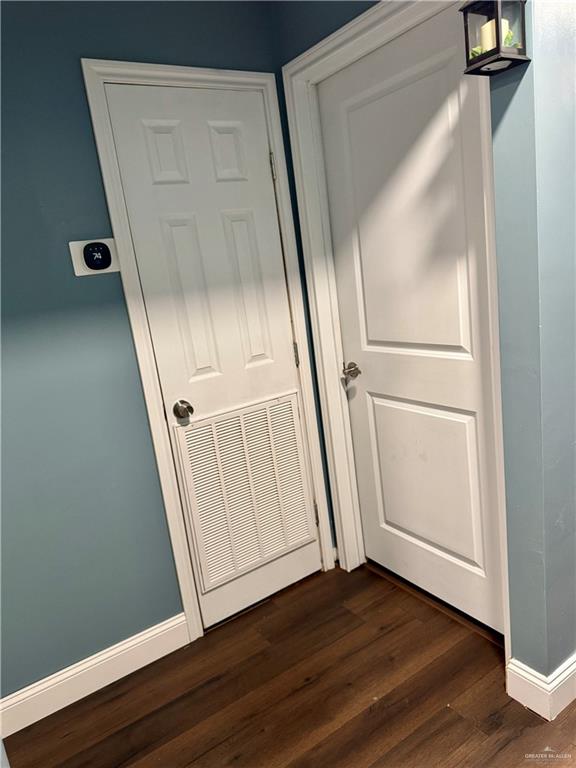 Photo 9 of 206 Salazar Street