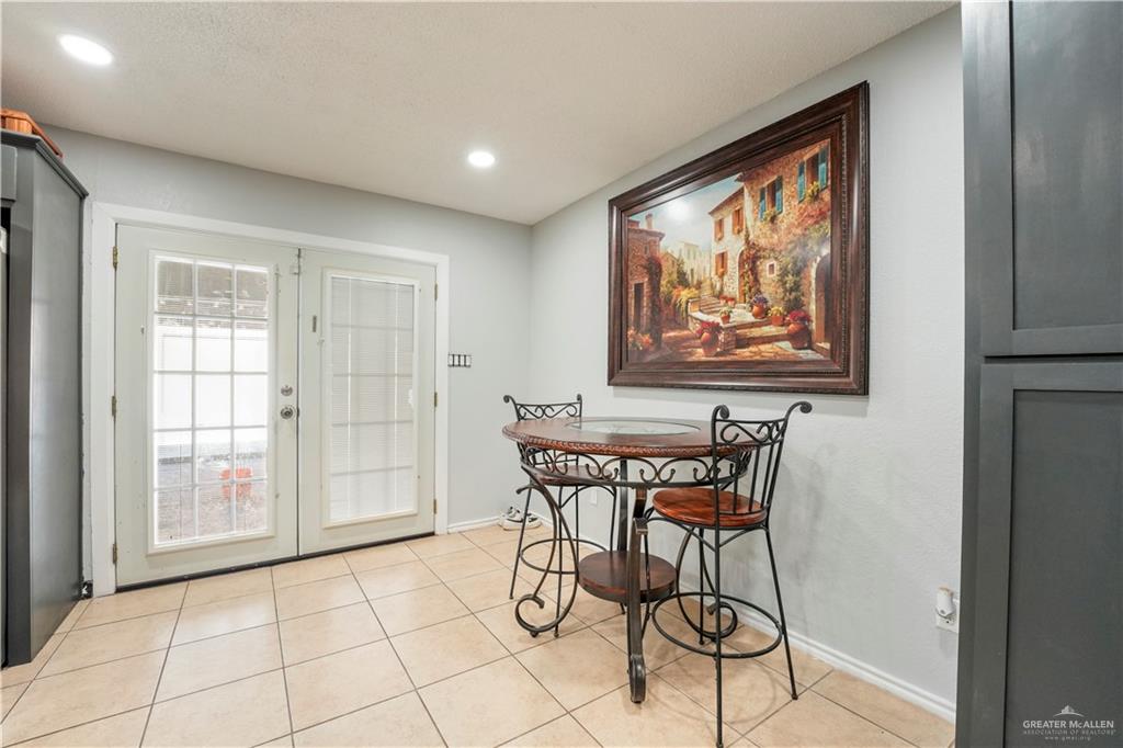 Photo 6 of 4407 Raul Longoria Road