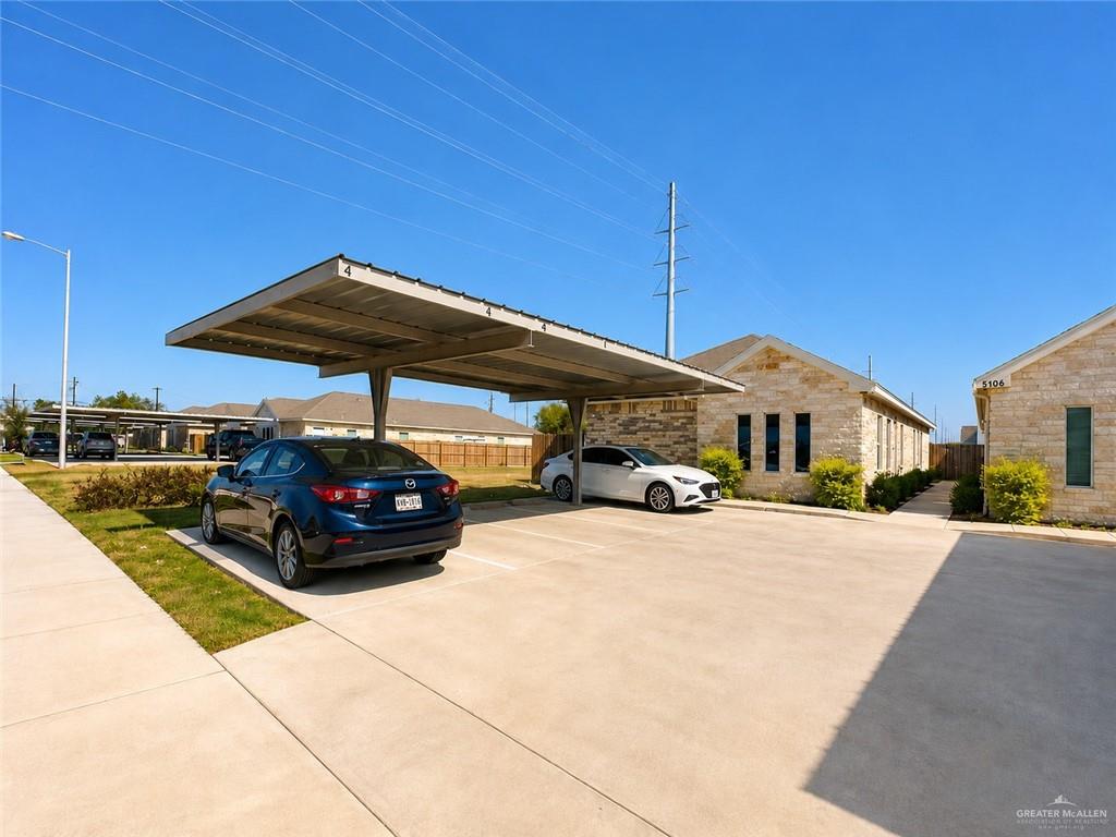 Photo 12 of 5106 Hiawatha Drive