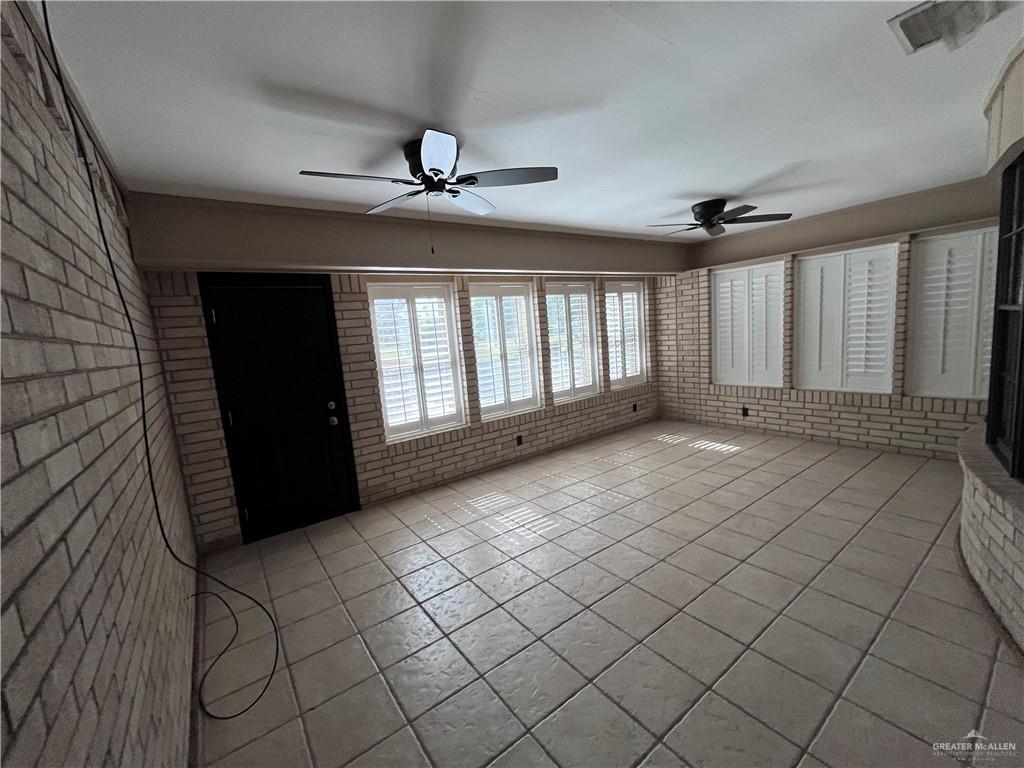 Photo 6 of 838 Citrus Drive
