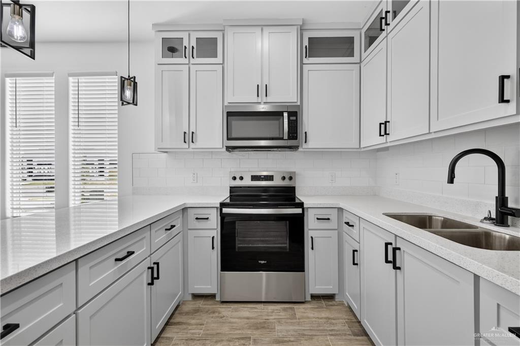 Photo 2 of 2608 Bald Cypress Drive