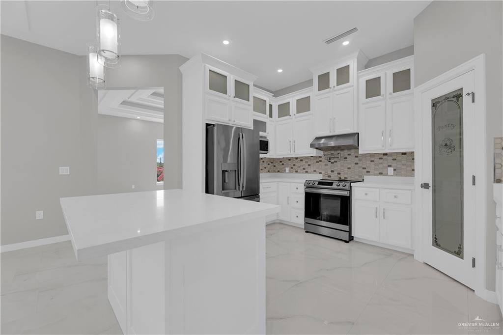 Photo 7 of 1302 Quartz Street