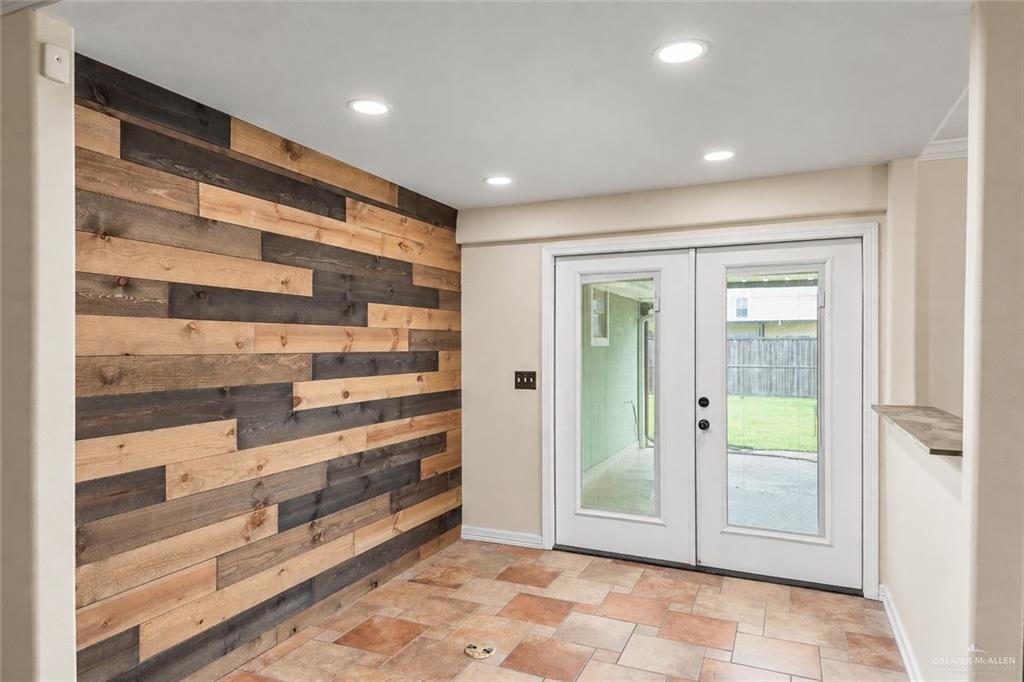 Photo 8 of 809 Azucar Avenue