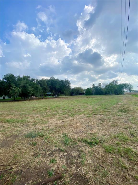 Photo 3 of 24243 Russell Lane