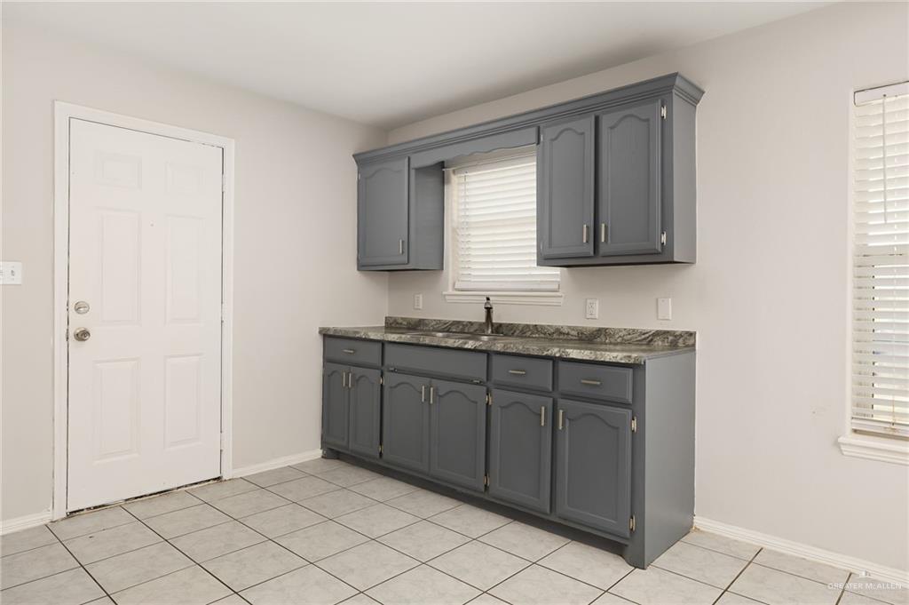 Photo 7 of 1810 Portales Drive