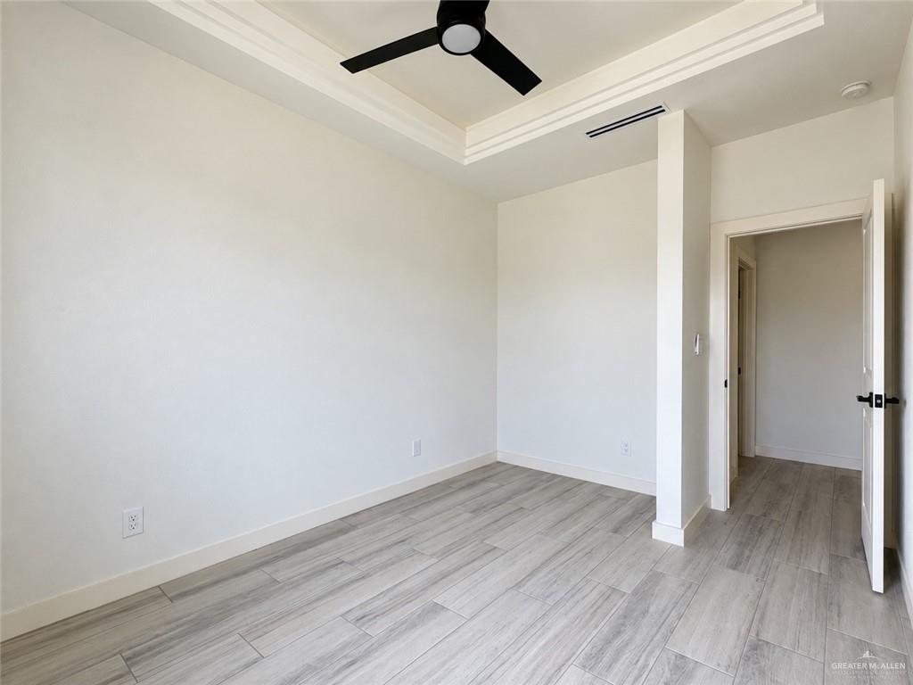 Photo 7 of 10915 27th Street
