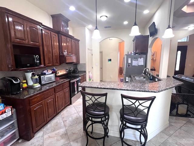 Photo 10 of 2102 Stonegate Drive