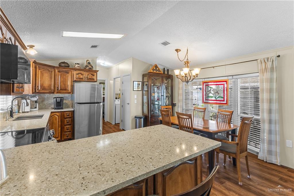 Photo 5 of 2234 Hidalgo Street