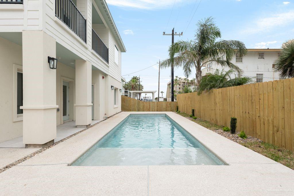Photo 15 of 115 Marlin Street #C