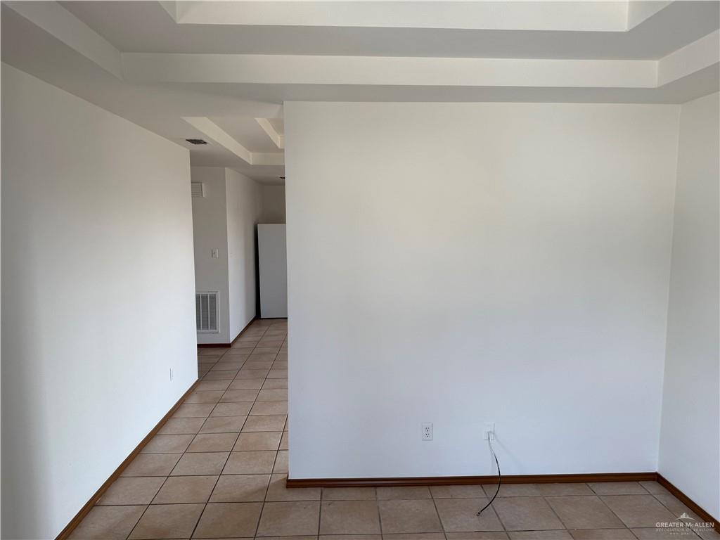 Photo 6 of 3803 Clavel Street