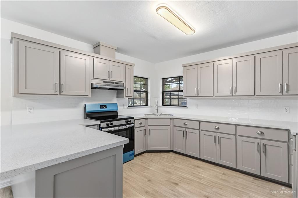 Photo 5 of 1954 Sabal Palm Drive