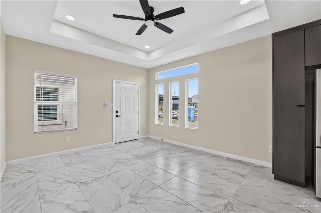 Photo 7 of 1303 Rosewood Lane