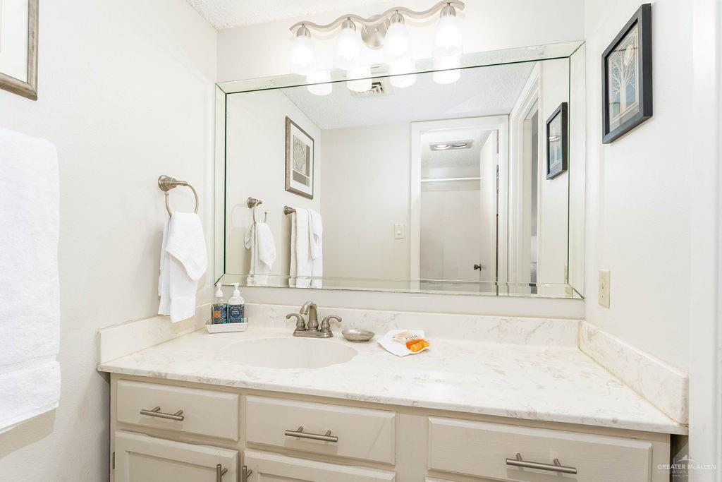 Photo 19 of 2100 Gulf Boulevard #803