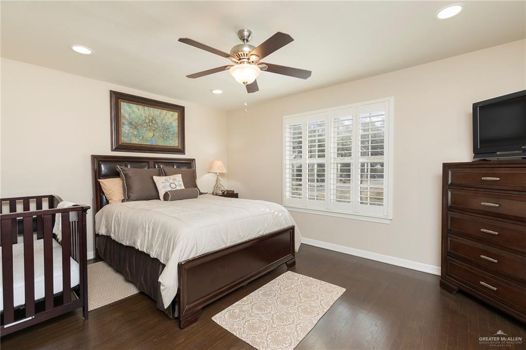 Photo 16 of 605 Hutto Road