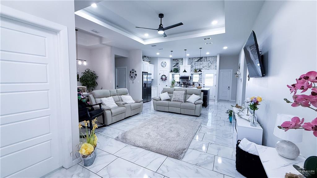 Photo 7 of 2505 Cartier Drive
