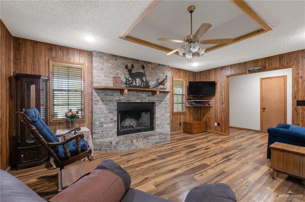 Photo 4 of 401 Parker Road