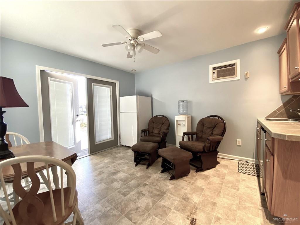 Photo 9 of 3909 Mallard Drive