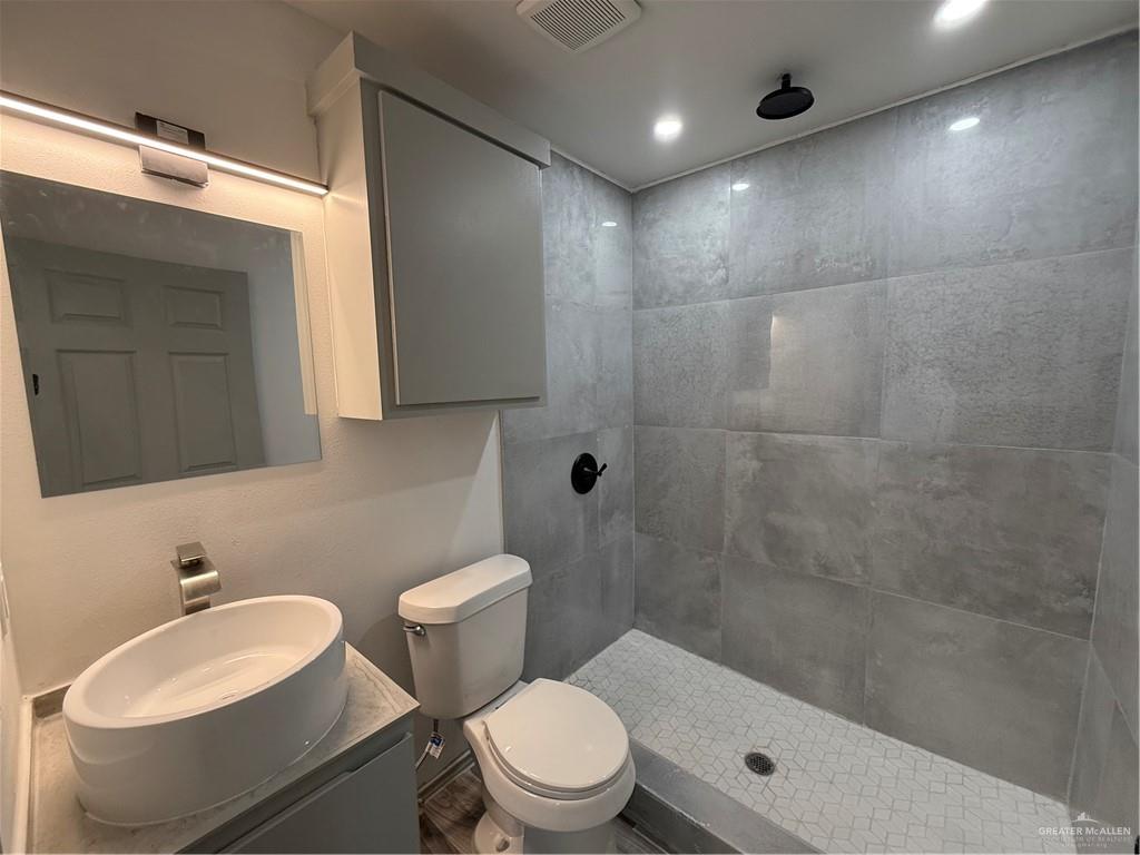 Photo 20 of 212 11th Street
