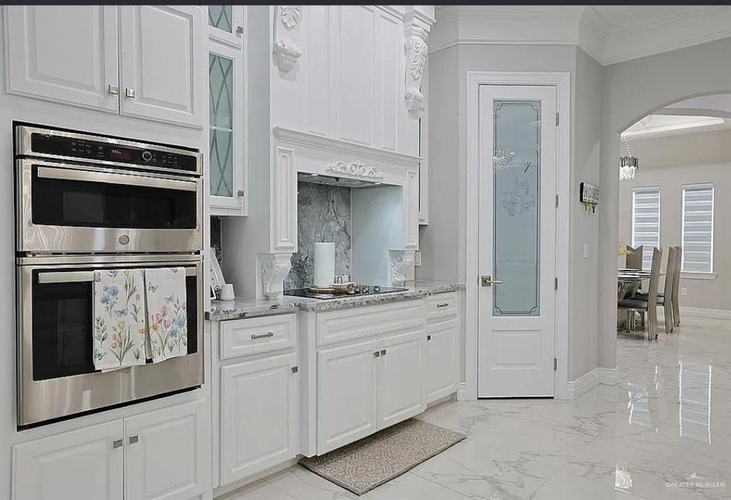 Photo 7 of 100 J Hernandez Street