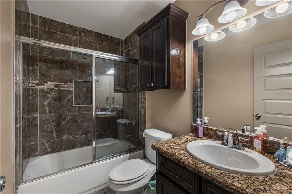Photo 12 of 2701 Las Nubes Drive