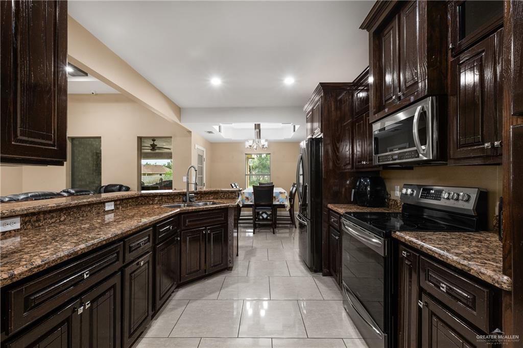 Photo 20 of 2701 Las Nubes Drive