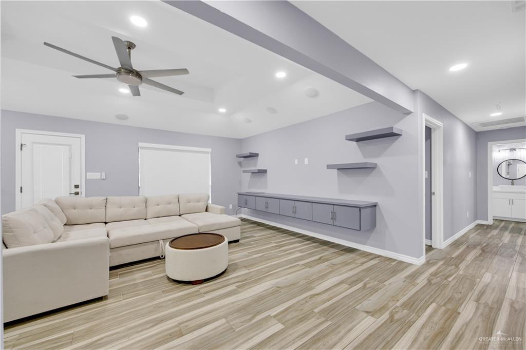 Photo 10 of 3005 Heron Avenue