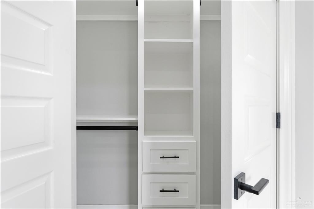 Photo 16 of 2705 Comal Road