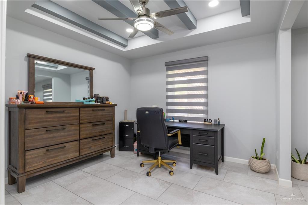 Photo 9 of 131 Hibiscus Avenue
