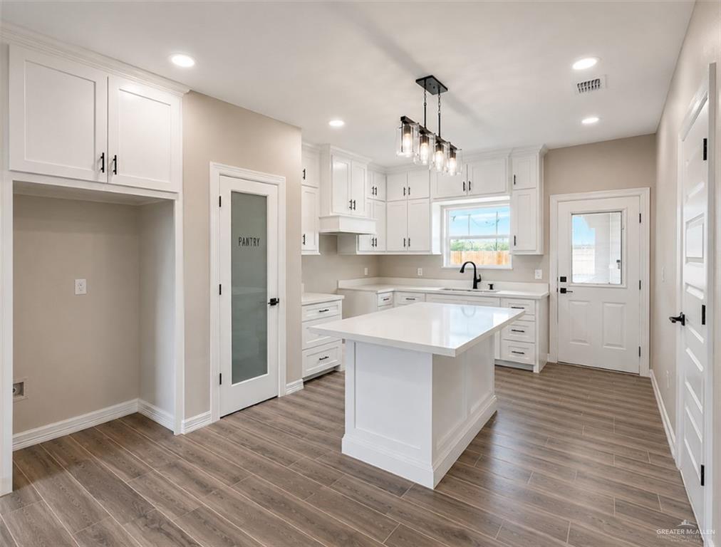 Photo 6 of 2612 Risotta Street