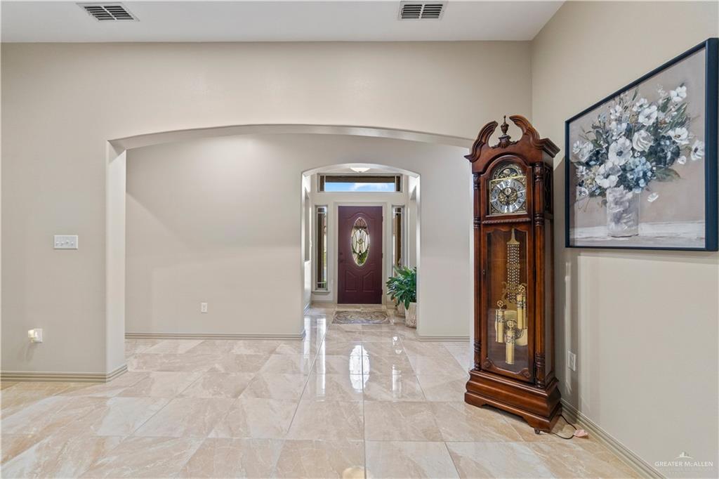 Photo 8 of 1405 Helena Drive
