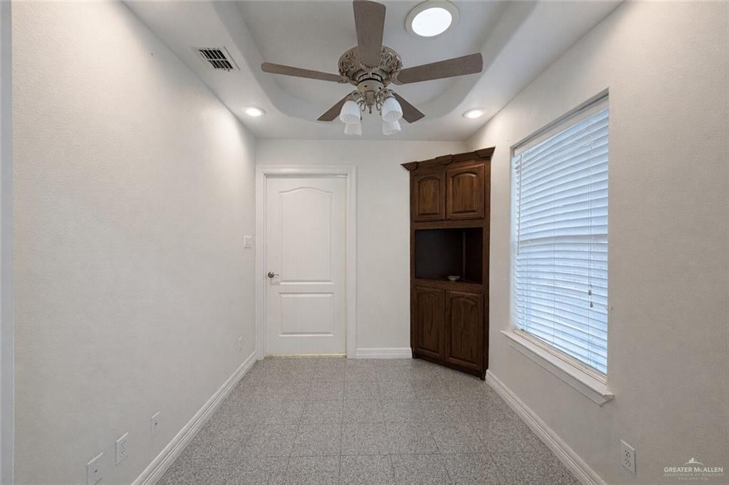 Photo 11 of 4701 Date Palm Avenue