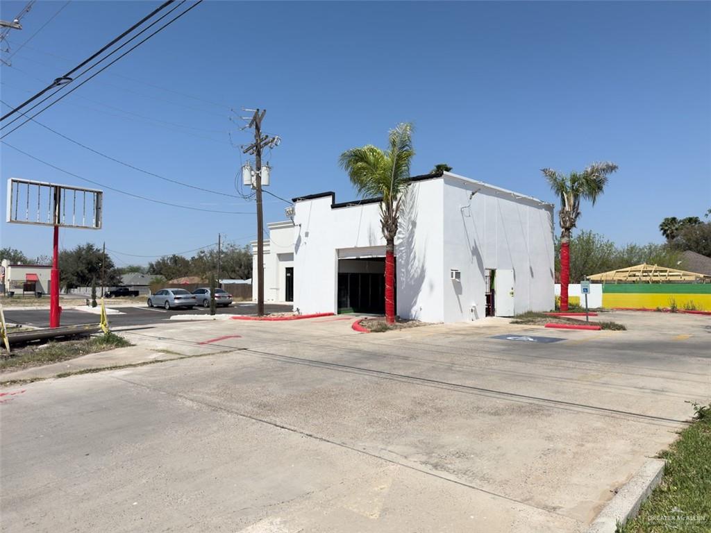 Commercial home at 1602 Griffin Parkway, Mission, Texas