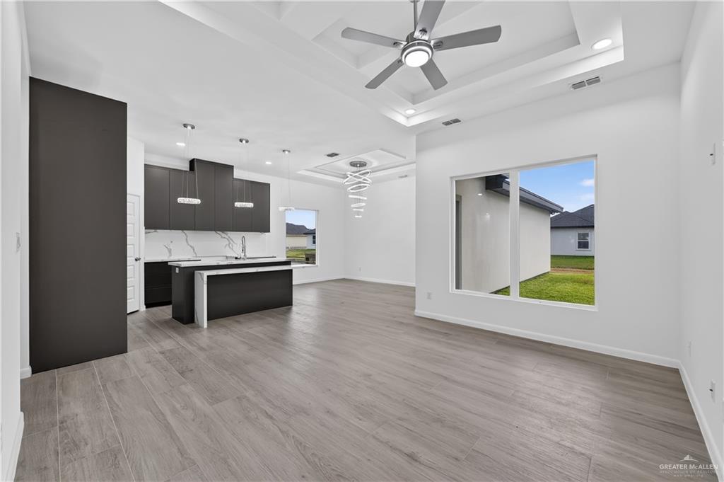 Photo 3 of 1220 Evergreen Avenue
