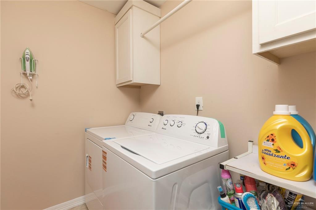Photo 10 of 208 San Benito Street
