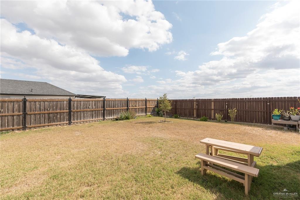 Photo 18 of 208 San Benito Street