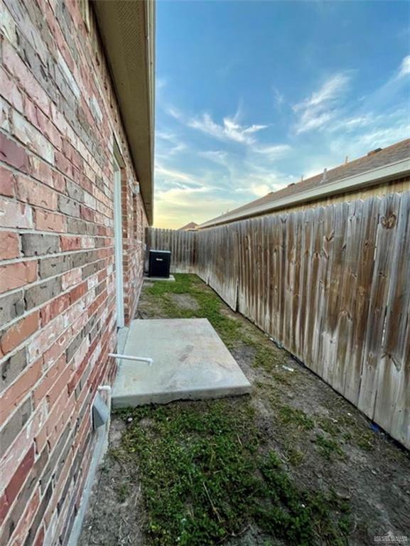 Photo 13 of 2605 Franklin Avenue