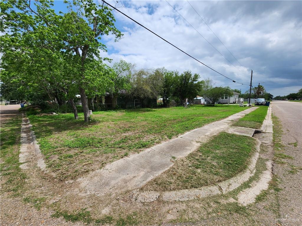 Photo 4 of 1054 1st Street