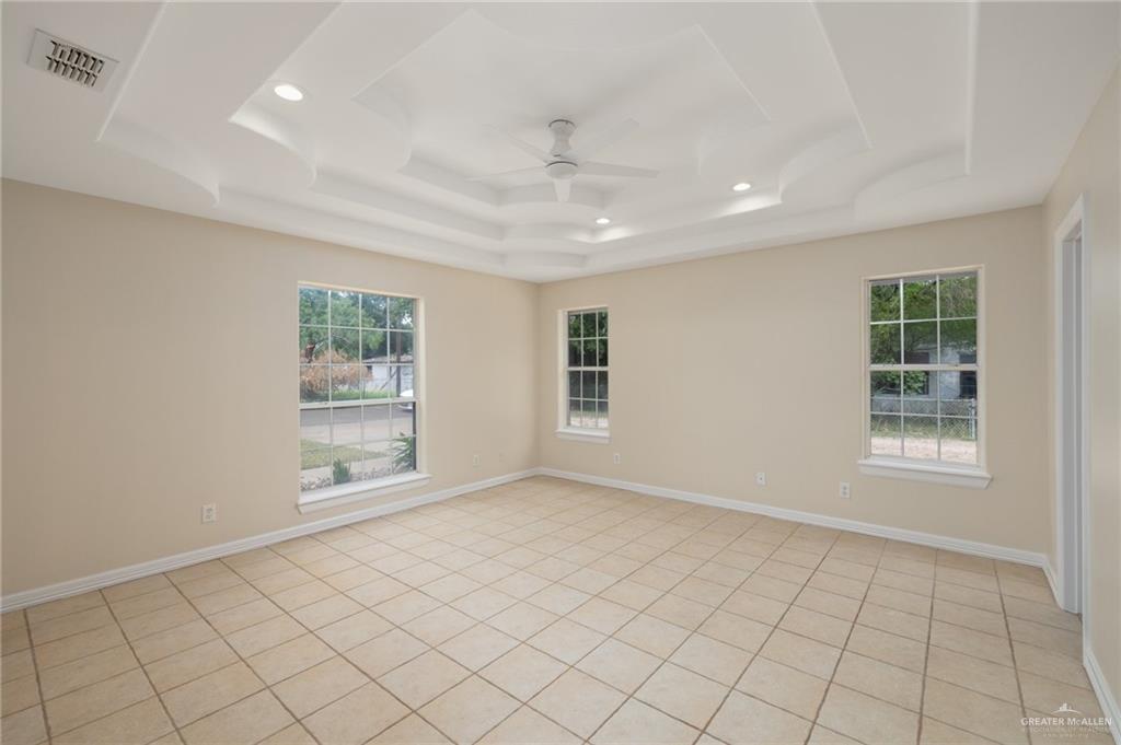 Photo 6 of 2403 Sunset Lane