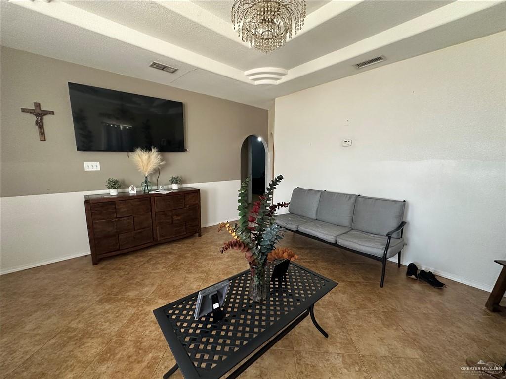 Photo 6 of 902 Scurlock Drive