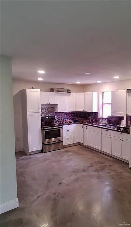 Photo 21 of 53 Albeza Avenue
