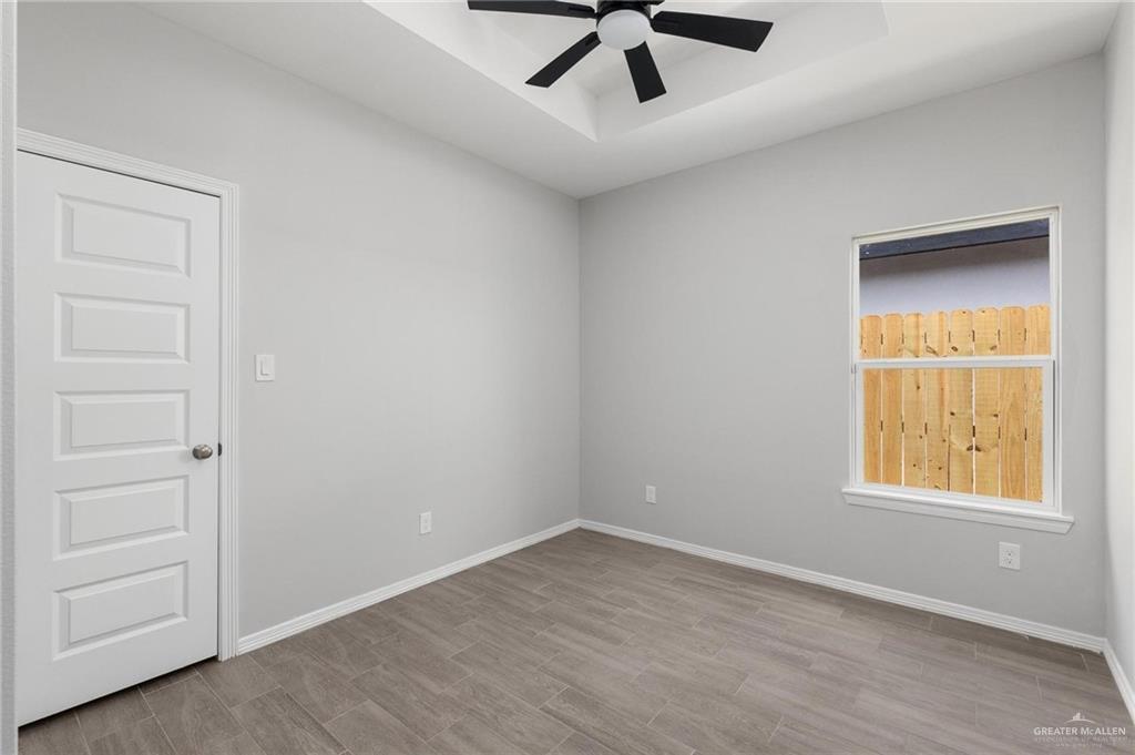 Photo 5 of 920 13th Street