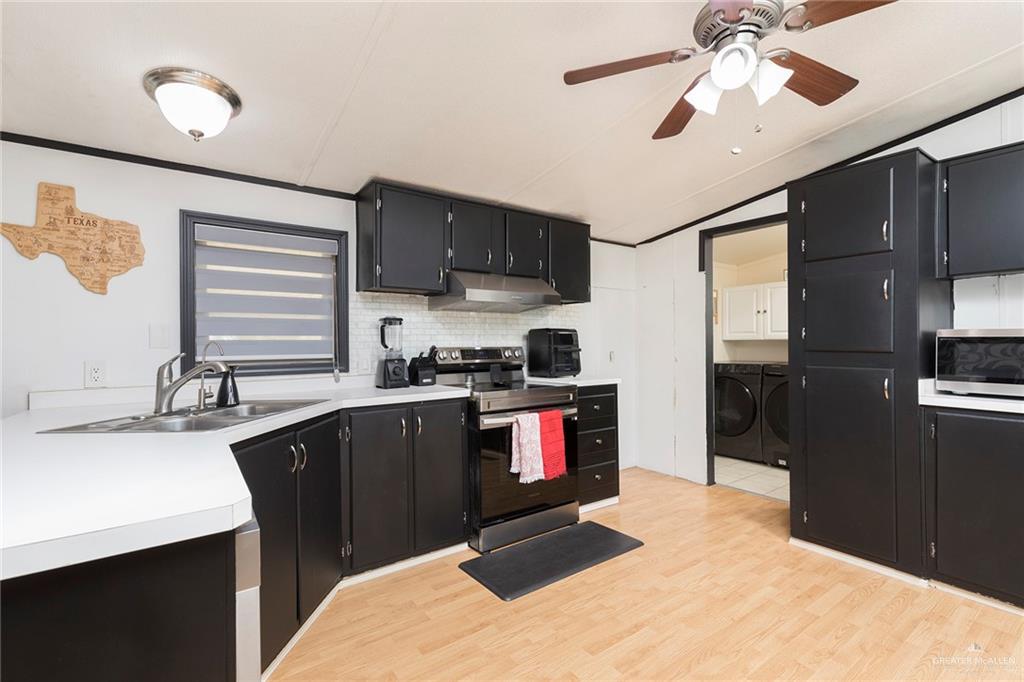 Photo 8 of 2813 Montgomery Drive